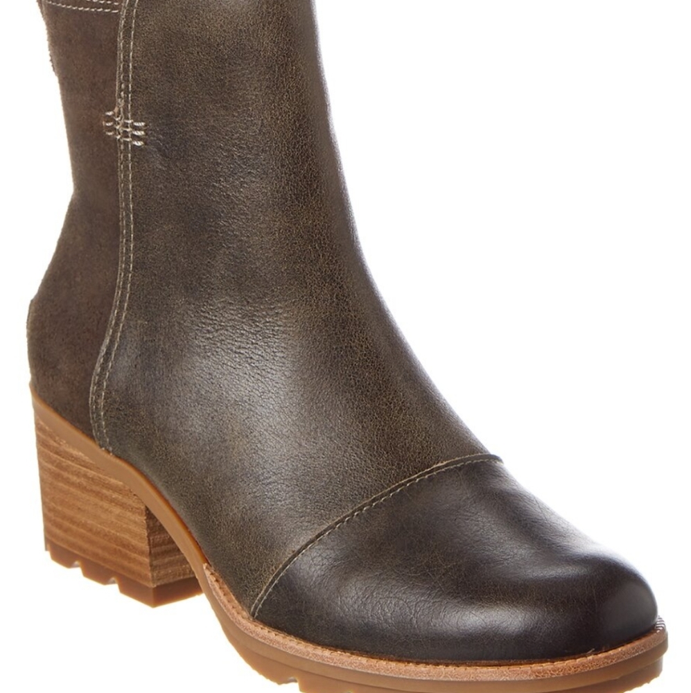New in box Sorel Cate Booties